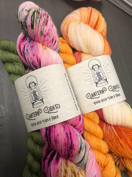 Lantern Light Sock Set