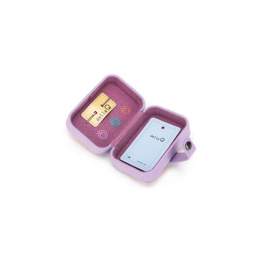 Della Q Vinyl Buddy Case