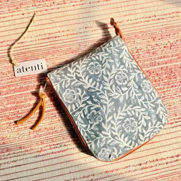 Atenti Circular Needle Case