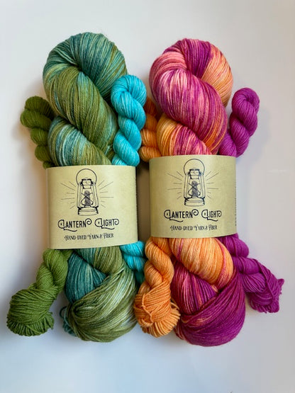 Lantern Light Sock Set