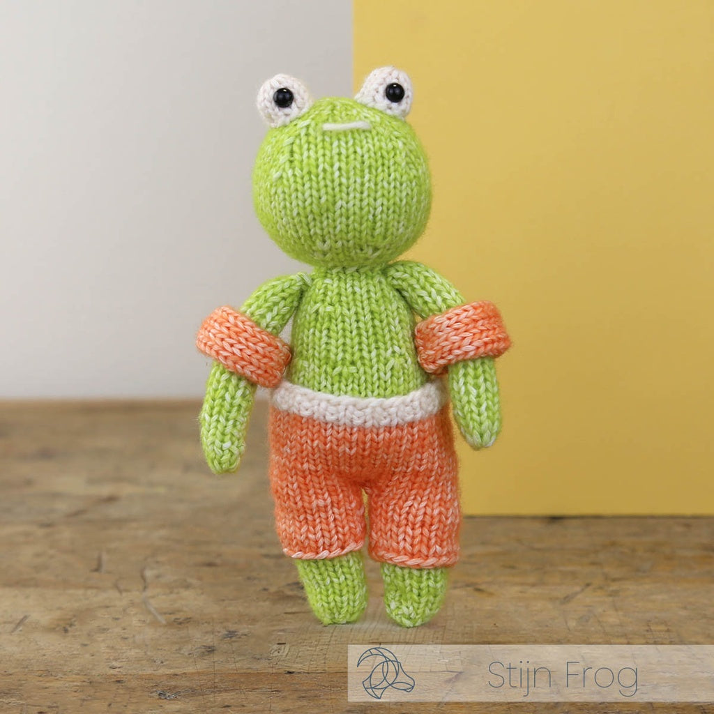 Hardicraft Knitting Kit