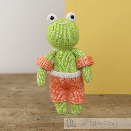 Hardicraft Knitting Kit