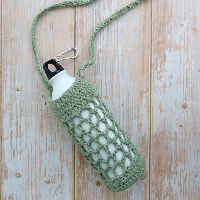 DIY Crochet Water Bottle Bag